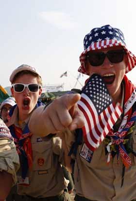 INTERNATIONAL CAMP STAFF PROGRAM Ako aj po iné roky, aj v roku 2015 sa slovenskí roveri zapojili do možnosti stráviť leto v USA v skautských táboroch amerických boyskautov.