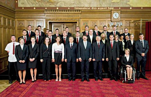 A tanévnyitó és egyben diplomaosztó ünnepségen dr. Radák Zsolt emlékeztetett arra is, hogy a lovaskultúra oktatás története a TF-en éppen 10 éves.