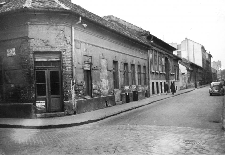 évszázad végére befejeztek (BUDAPESTCITY.ORG: Nagykörút).