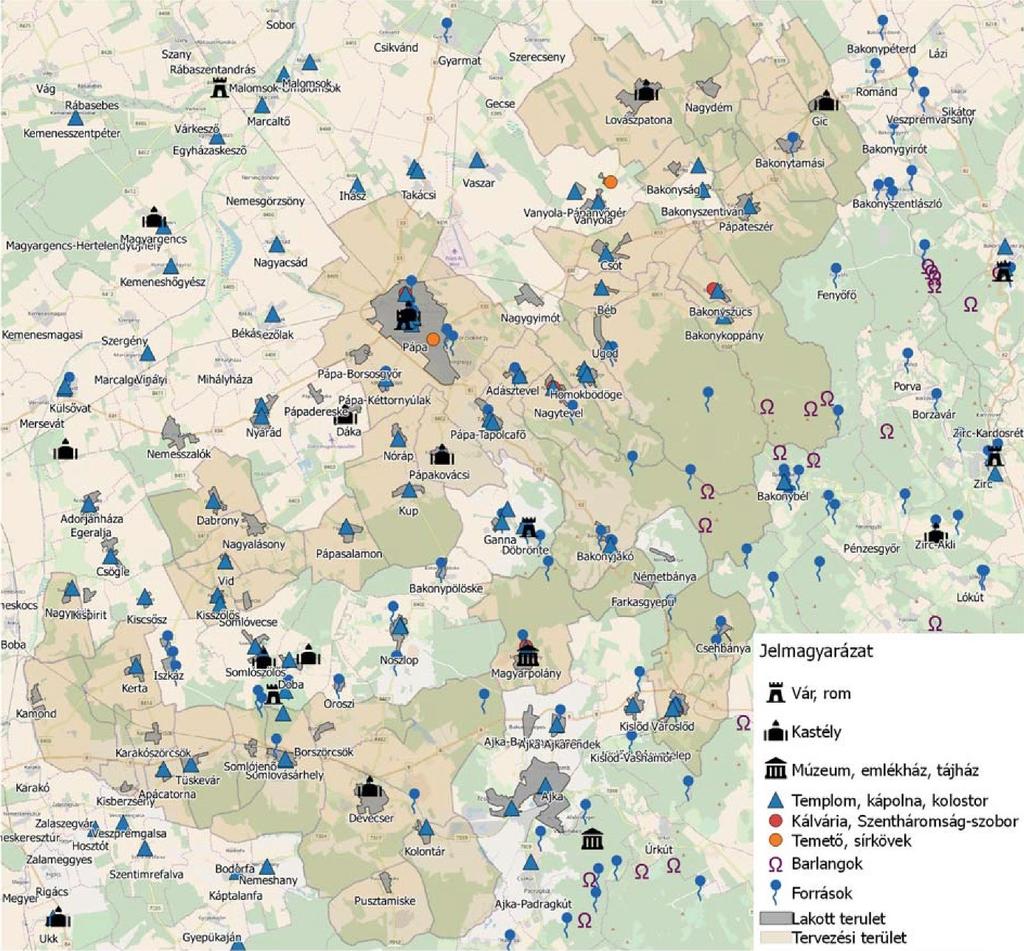 A területen számos apróbb látnivaló van, azonban jelentős, ismert, nagyobb turistaforgalmat vonzó célpontokból kevés található itt, ilyenek például az alábbiak: Szarvaskő vára (Döbrönte), Somló-hegy