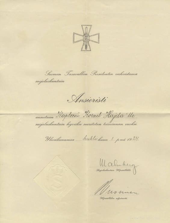 12. kép A finn Polgárőrség Vas Érdemkeresztjének adományozási okirata Haida Kornél százados részére, 1924. április 1. érdekében kifejtettt tevékenységéért részesült az elismerésben. 58 (12.