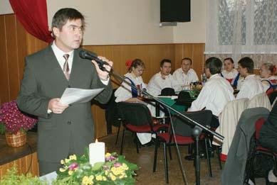 prof. Ing. Ivan Hričovský, DrSc. a Ing. Henrich Menke, tajomník OV SZZ. V oficiálnej časti programu Ing.