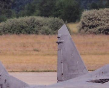 azon szakemberek előtt, akik tizenhét (1993 2010) éven át becsülettel repülték és karbantartották a MiG 29- est a