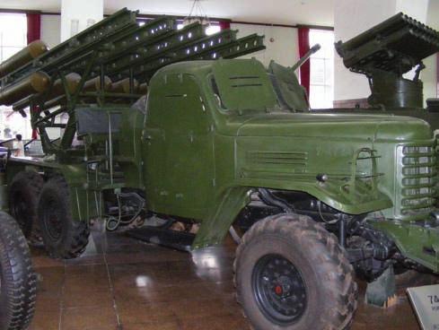 Haditechnika-történet 14. ábra. Type 74 sorozatvető Akacija rendszerrel, hogy Moszkva nem adta el a típus gyártásjogát ázsiai szomszédjának.