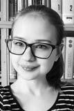Vetélkedõk Utasi Zsófia Olvasás közben az lehetsz, aki csak akarsz. Egy idõre elmenekülhetsz saját magad elõl.