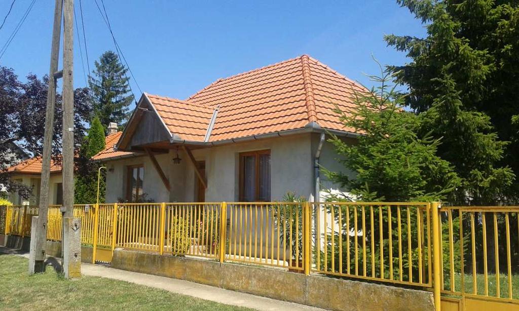 a két épület is igazolja.
