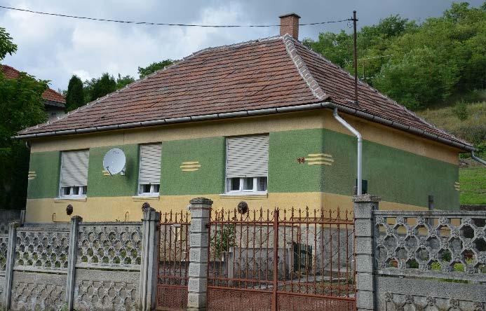 szerencsés.