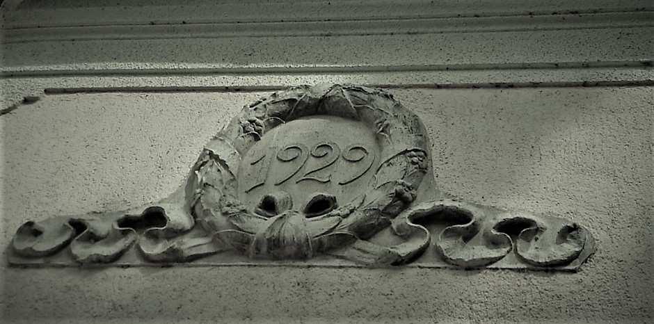 Hernádnémeti bemutatása 9 A falu az Árpád-korban települt be. A tatárjáráskor teljesen kihalt, ezért 1254-ben németeket telepítettek a helyére. Innen kapta jelenlegi nevét.