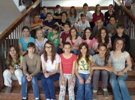 7. b Auer Laura, Bene Zsófia, Biró Alexa, Czibók Réka Ágota, Déri Klaudia Jázmin, Dukavits Hanna Márta, Egri Máté, Enyingi Laura, Falussy Zsigmond, Harsányi Kristóf, Hernáth Réka, Horváth Bence,