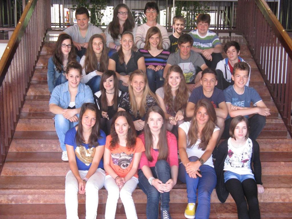 7. c Babos Eliza, Binó Boglárka, Bognár Kata Izabella, Börzsönyi Virág, Gróf Dalma Krisztina, Győrffy Réka Virág, Herczku Boglárka, Horváth Karolina Edit, Józsa Szilárd Levente, Kiss Miklós Atilla,