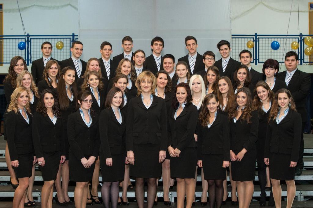 12. a Babos Eszter, Bándoli Júlia, Baranyai Gerda, Bartalis Viktória, Csajkás Márton, Dezső Dávid, Fodor Dóra, Hajnal Bence, Hegyi Zsanett, Horváth László, Horváth Márton, Karai Laura Mária, Kis