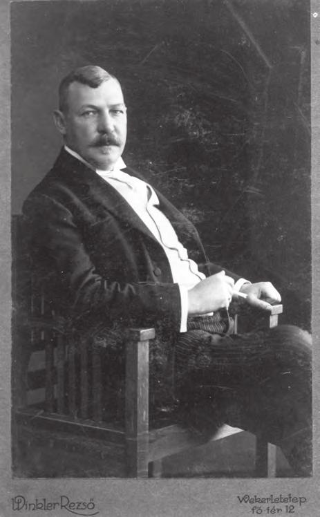 32 Catastrum 4. évfolyam (2017), 1. szám, 25 39. Wekerle gondnoka 1913 1916 körül (Winkler Rezső felvétele, KHGy) Győri Ottmárné, Schaic Olga 1913 1916 körül (Winkler Rezső felvétele, KHGy) el.