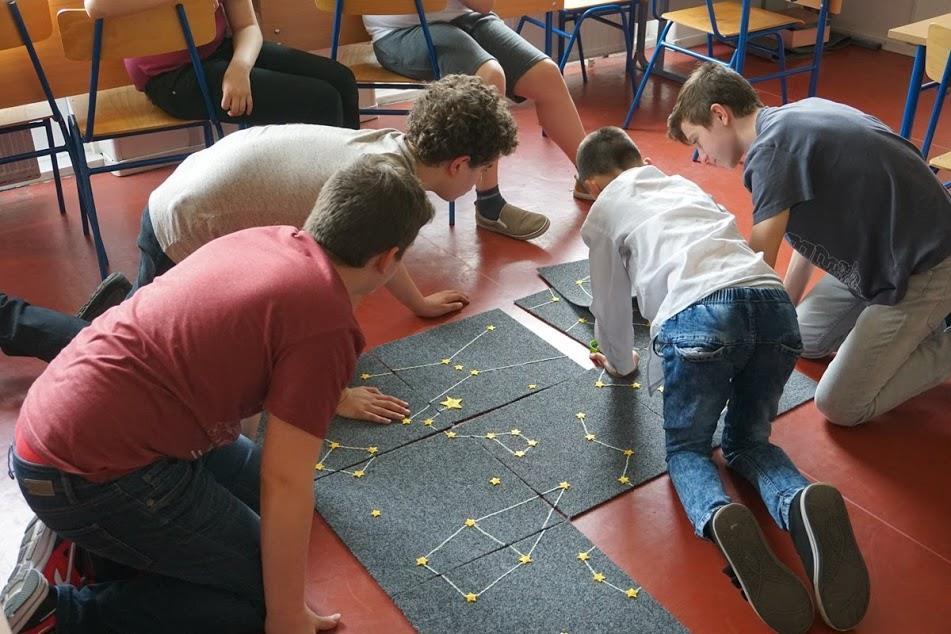 A projekt során játszottunk, kardoztunk, sportoltunk is.