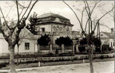 Községháza volt Petneházy villa,