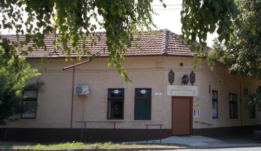 közelében Kossuth tér 5. id.