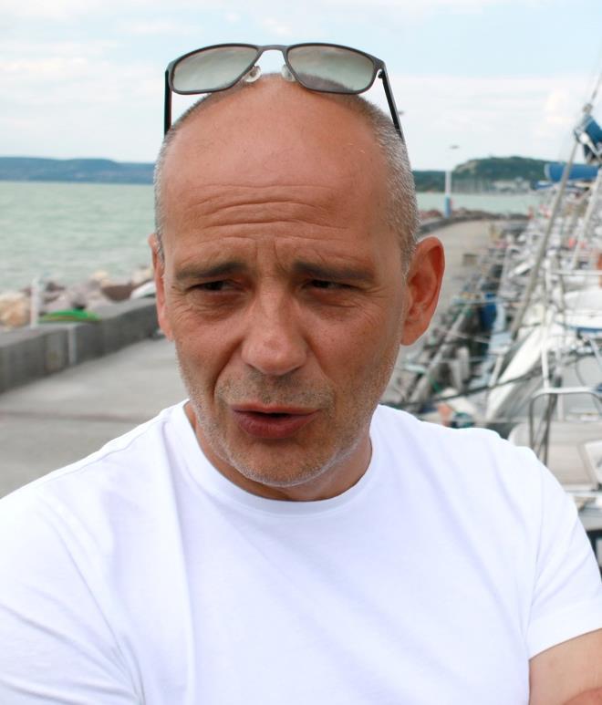 VISZKEI ANDRÁS