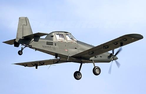 Az Air Tractor AT-802U egy érdekes konstrukcióváltás eredménye, ahol egy mezőgazdasági permetező repülőgépből alakították át