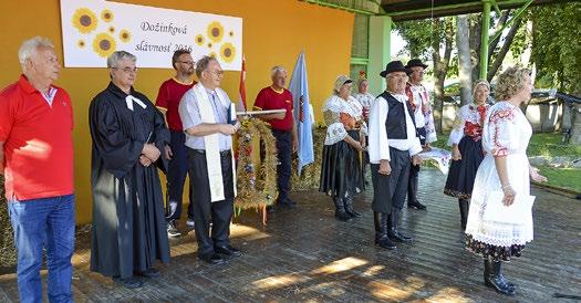 18 ǀ 1/2017 VEĽKOÚĽANSKÝ OBZOR Klub dôchodcov Zlatý dážď Jednou z najaktívnejších spoločenských organizácii v obci je bezpochyby Klub dôchodcov. Na konci roka 2016 mali 265 členov.