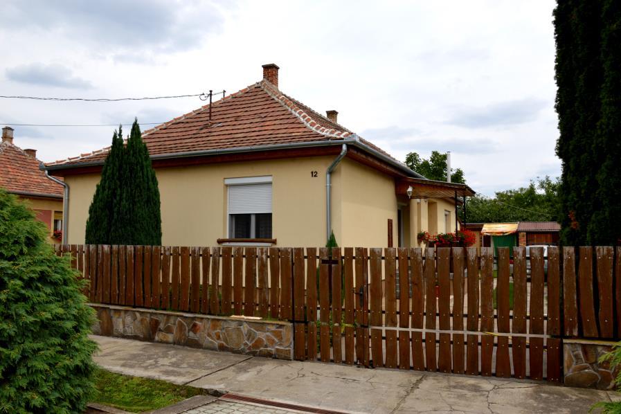 A Kádár kocka mint a hatvanas évek elterjedt háztípusa napjainkra már