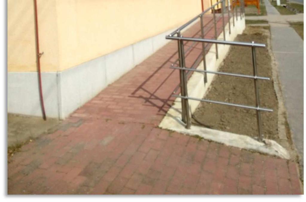 ellátott homlokzatát.