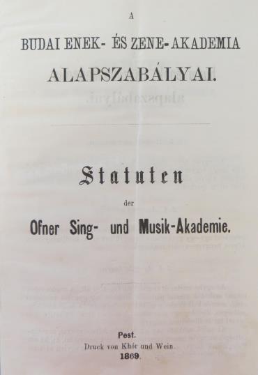 tanács, 1990: önkormányzat, 2013: Klebelsberg Intézményfenntartó Központ, végül 2016: Közép-Budai Tankerületi Központ).