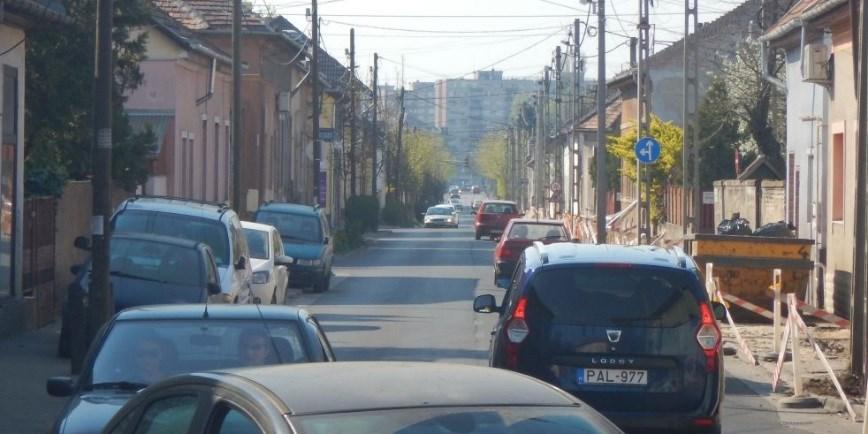 Szerencs utca Jelenlegi állapot, problémák A Szerencs utca a térség egyik különösen fontos tengelye, ugyan