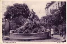 1932 Hévízfürdő, fürdőzők fa