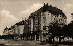Kecskemét, Szab adság tér T2