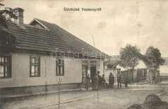 Veszprém, Hősök szobra,