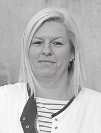 kultúra, közösségi élet 19 Csömöri arcok Akit mindenki csak Timikének ismer Varga Lászlónét, Timikét mindenki ismeri Csömörön, és ebben nincs újságírói túlzás. Dr.
