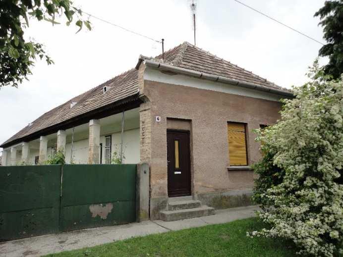 9. Lakóház Fő utca 6.