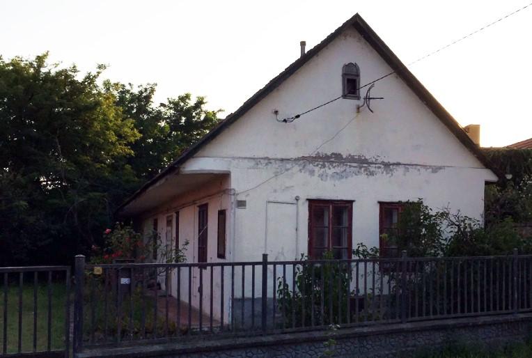 10. Sváb népi