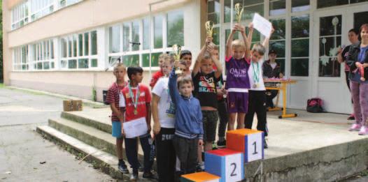 Zámerom podujatia bolo priblížiť deťom ZŠ ľudové zvyky a tradície v minulosti a dnes, ako aj dôležitú úlohu remeselníkov pri uchovávaní tradícií.