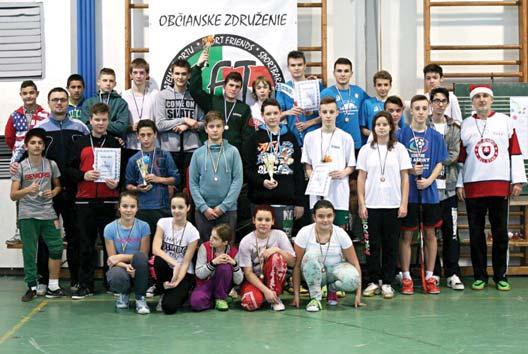 B triedy ukázali svoju šikovnosť na otvorenej hodine pre rodičov Žiaci z ročníkov 1-4 sa vždy tešia na maškarný ples Úspešní