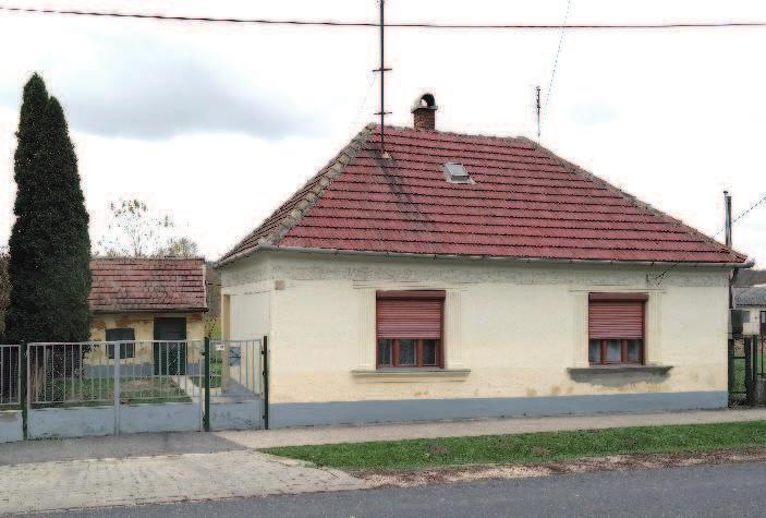 Az ilyen típusú régi kerítéseket mindenképen érdemes