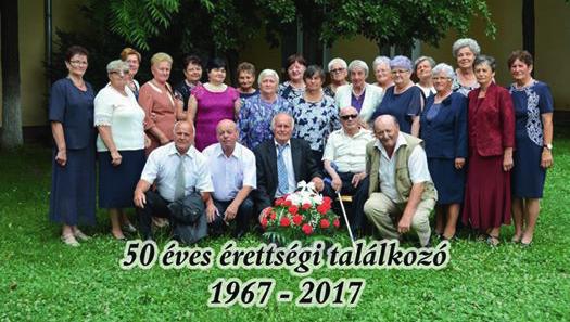 Közéleti, közművelődési havilap 2017 15. évfolyam 7. szám Ára: 1 lej Aktuális 50 éves érettségi találkozó a sarmasági iskolában 2017.
