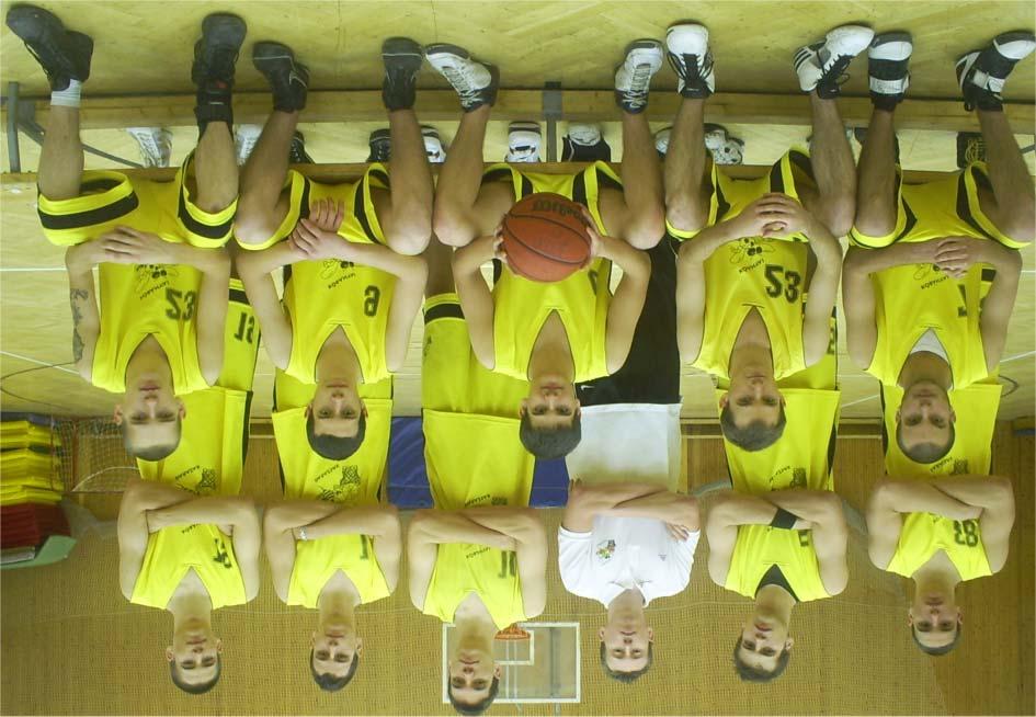 Junior fiú csapat Álló sor: Herr Attila, Juhász Dávid,