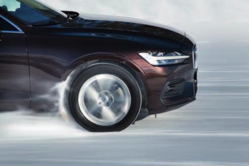 talajon is kipróbáljuk a Hällered Tesztközpontban A Jokkmokk régióban, túl az északi sarkkörön a Volvo Cars tesztpályáján, Svédország délnyugati a tél rendkívül hideg, hosszú és rengeteg hó esik.
