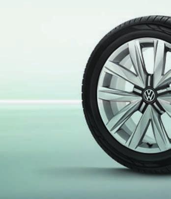 D KO 18" 09 10 10 Springfield könnyűfém kerék. 8 J 18. Polírozott 255/45 R 18 gumiabroncsokkal.