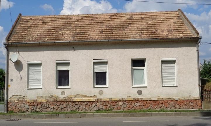 Települési örökségvédelmi hatástanulmány 28 Szentlőrinc, Pécsi utca 9. HELYRAJZI SZÁM: 643 lakóépület 20.