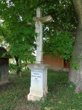 Szentlőrinc, Szőlőhegy HELYRAJZI SZÁM: 2136/2 kő kereszt a szőlőhegyen 1862-ben állított homokkő