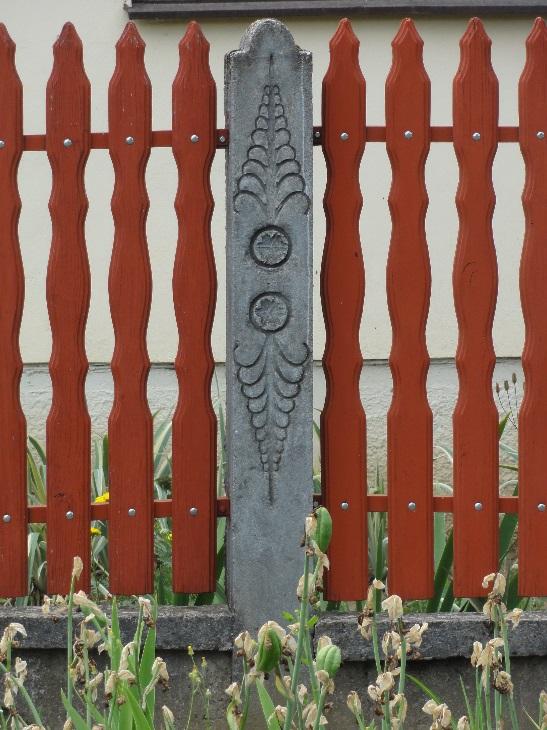 kovácsoltvasból készített  A természetes