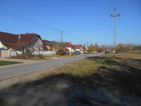 utcára merőleges és