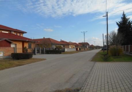 tetőidomokkal,
