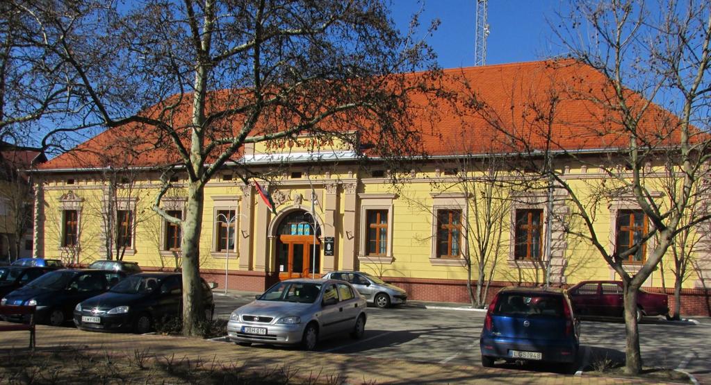 BEVEZETÉS A település megjelenése, arculata tükrözi annak történetét, lakóinak ízlésvilágát, gazdasági helyzetét. Az egyes építészeti korszakok nyomait fellelhetjük, az összkép mégis lehet egységes.