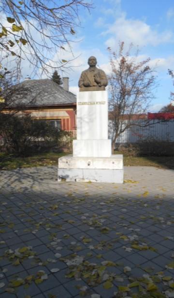 mind egyedi tiszakécskei hangulatot árasztanak.