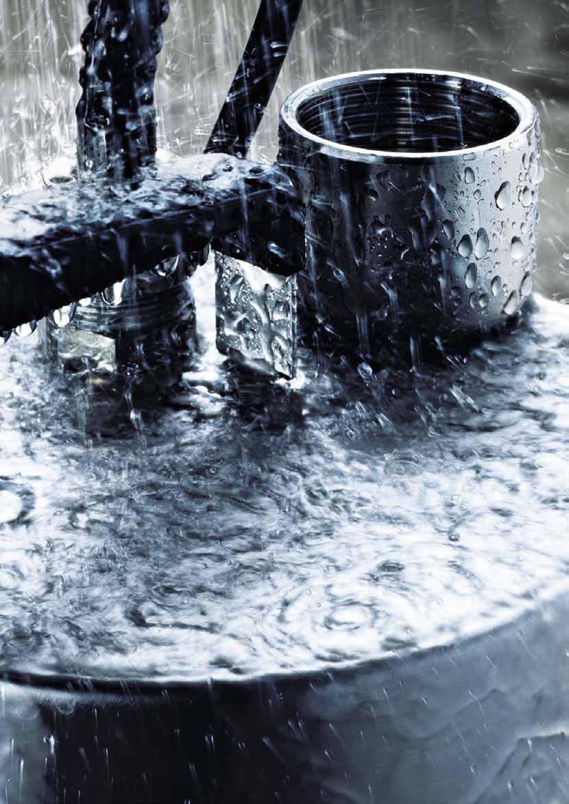 SZENNYVÍZ Szennyvízkezelés felsőfokon Grundfos szivattyúi a szennyezett és szennyvíz elvezetését a lehető legegyszerűbbé és leghatékonyabbá teszik.