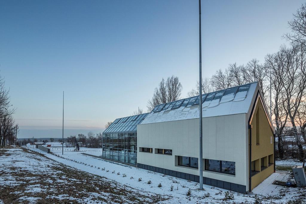 1st Hungarian adobe office building with