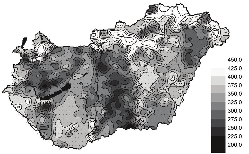 A legkisebb vízkészlet-értékek ( 250 mm m-1) a Duna Tisza közén, a Pesti-síkságon és a Bakonyban találhatóak. A jellemzően tavaszi belvízen túl, a nyári aszály is éghajlatunk tipikus jellemzője.