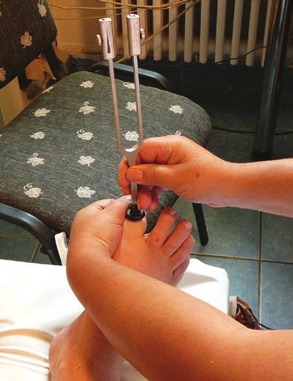 Szövődmények CUKORBETEGEK LÁBSZÖVŐDMÉNYEI: MIKÉNT DIAGNOSZTIZÁLHATÓ A DIABÉTESZES LÁB FENNÁLLÁSA? Magazinunk előző számában összefoglaló írást tettünk közzé a diabéteszes lábszövődményekről.